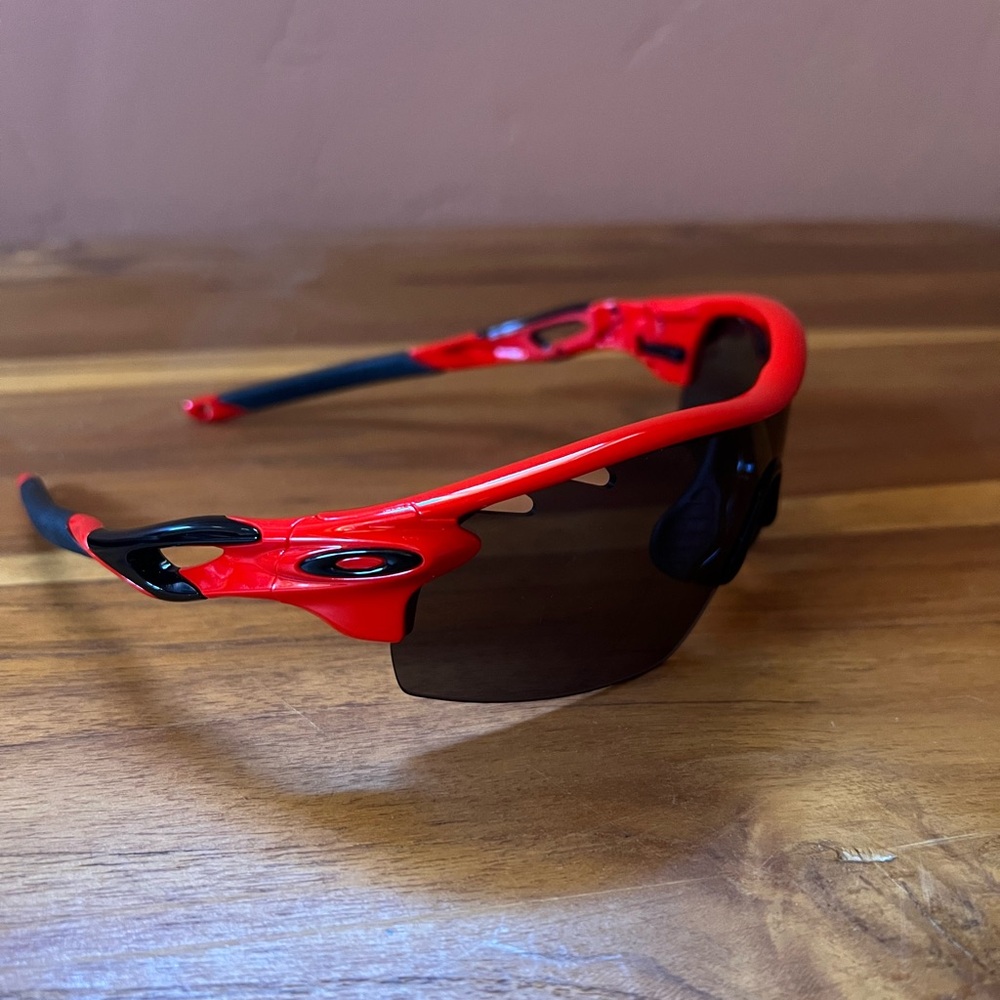 Oakley Radarlock with limited Kona bag